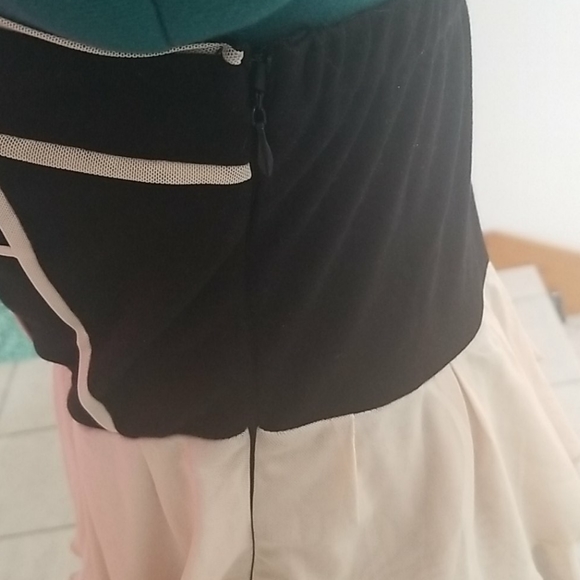 Black & Nude Strapless Mini Dress! NWT! - Picture 7 of 8